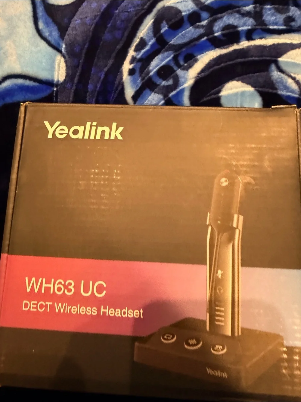Link WH63 UC DECT Wireless Headset - Black with Pink Accent Box